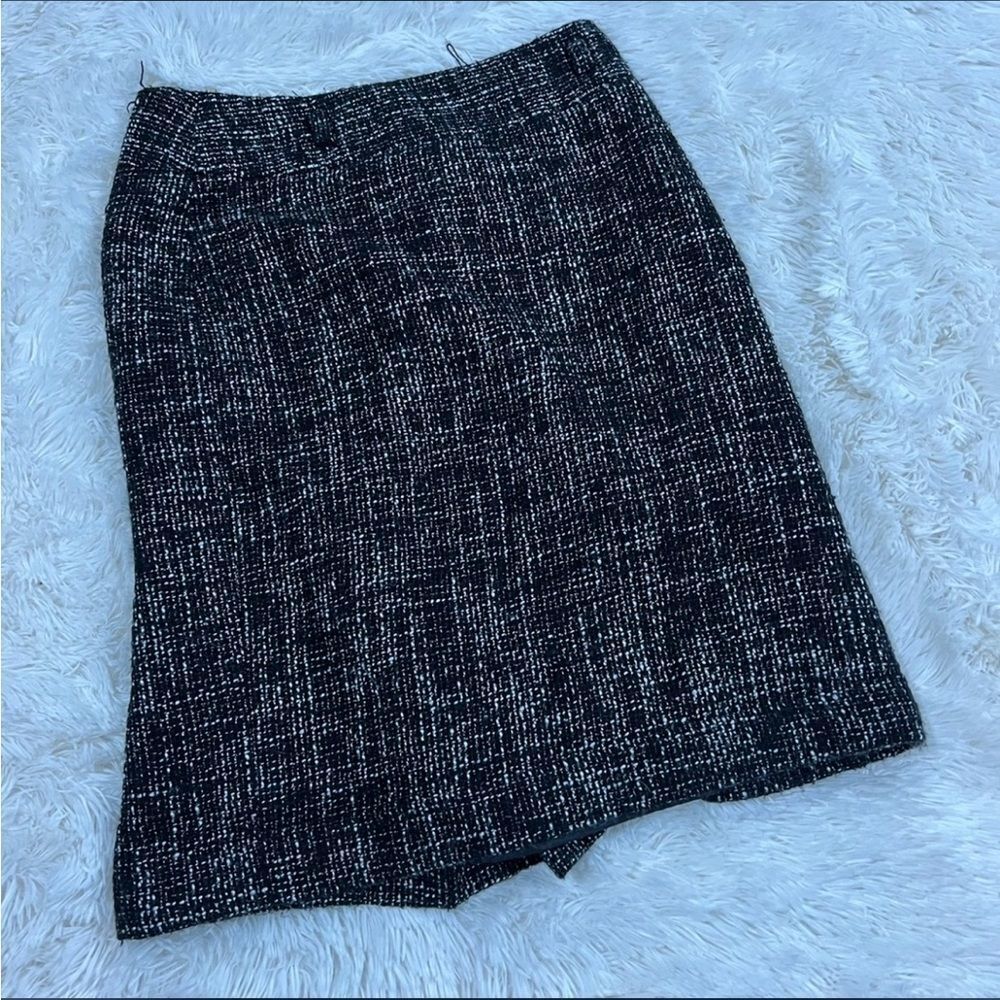 Ann Taylor tweed skirt 0‎